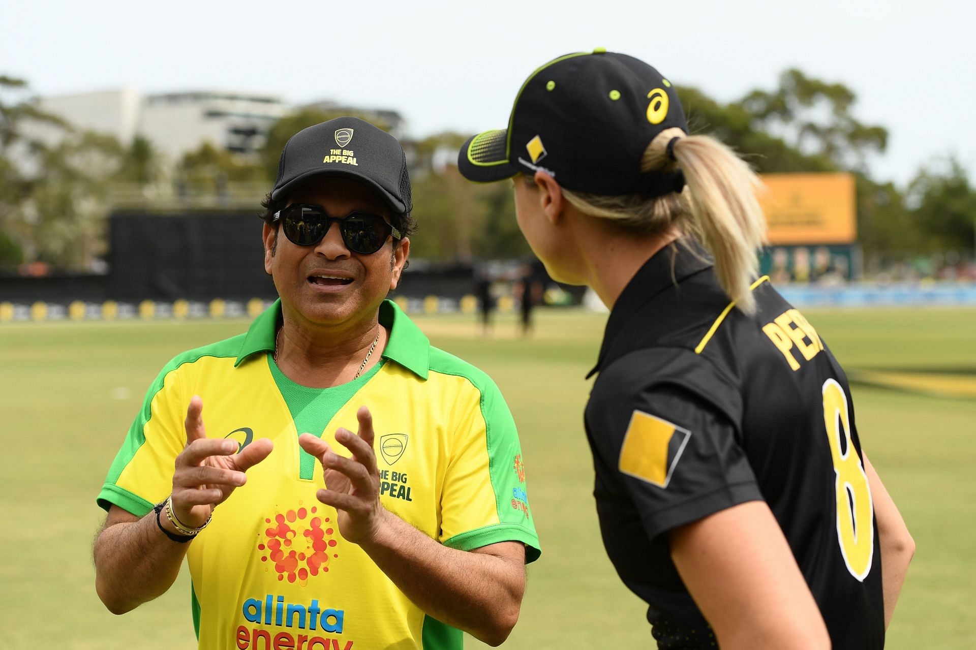 Bushfire Cricket Bash – Ponting XI v Gilchrist XI